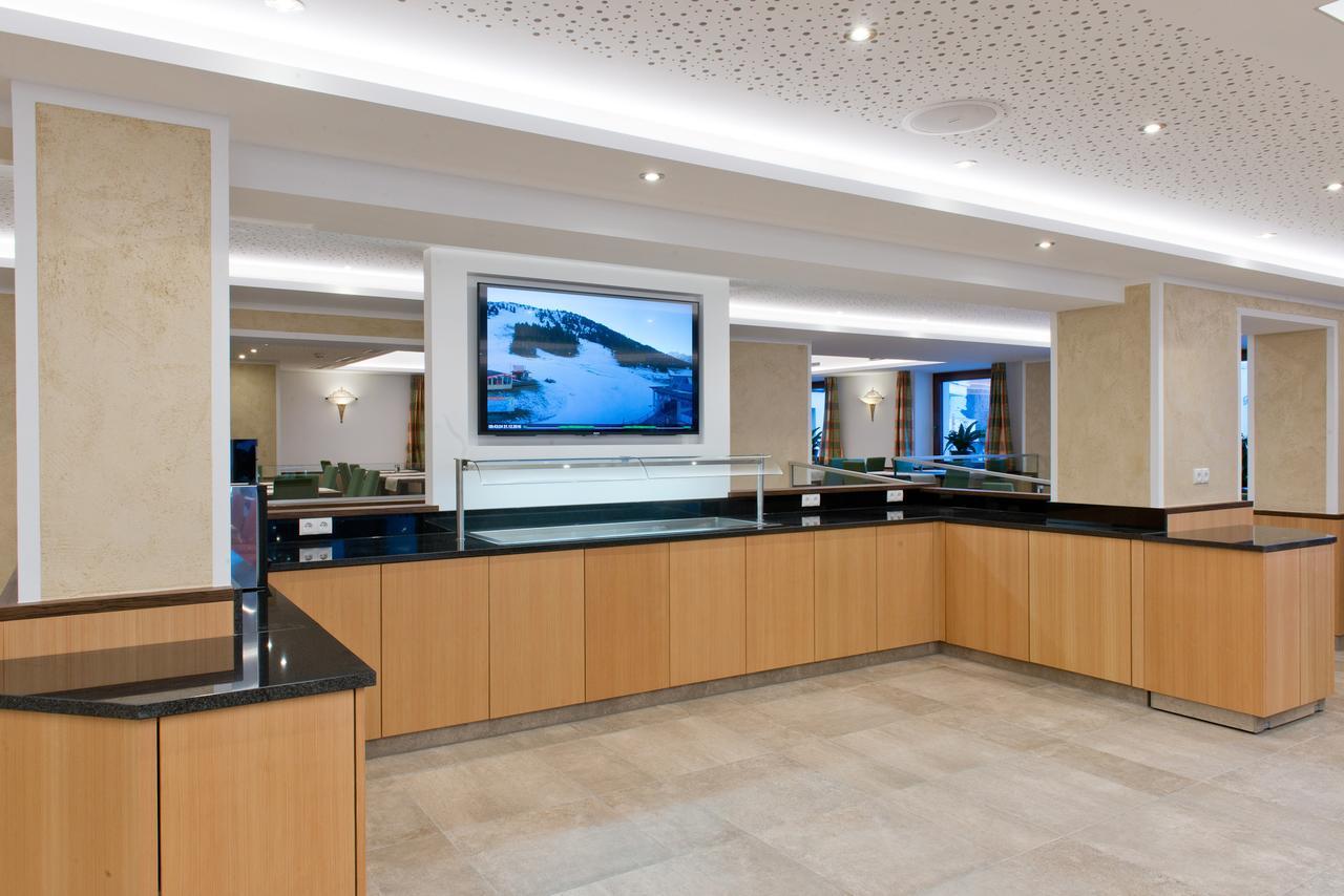 Hotel Neuwirt Zell am Ziller Zewnętrze zdjęcie