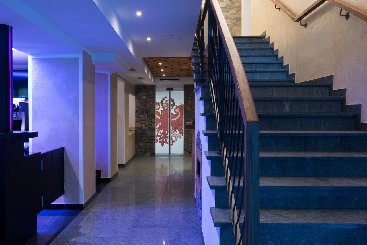 Hotel Neuwirt Zell am Ziller Zewnętrze zdjęcie